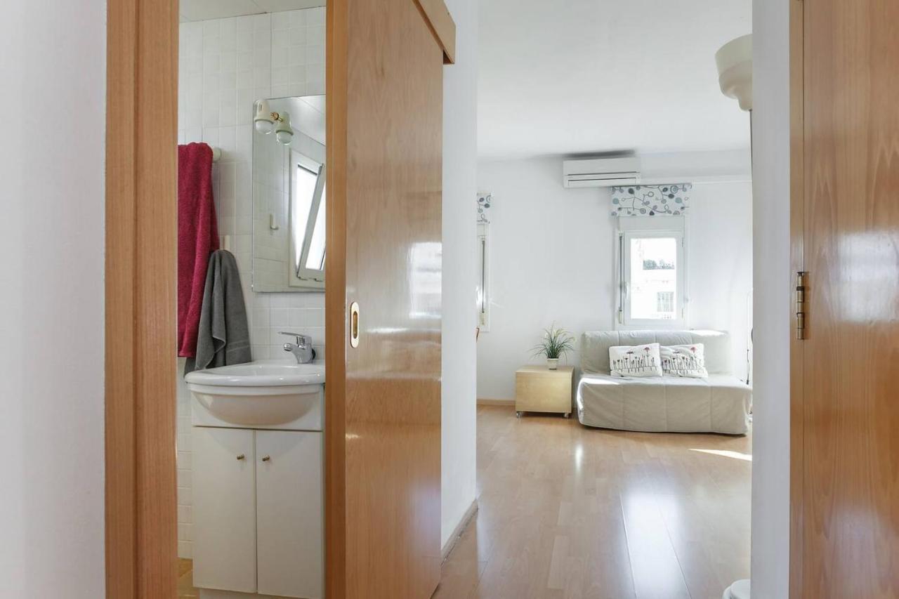 Aparteasy - Lightly, Central And Quiet Apartment Барселона Экстерьер фото
